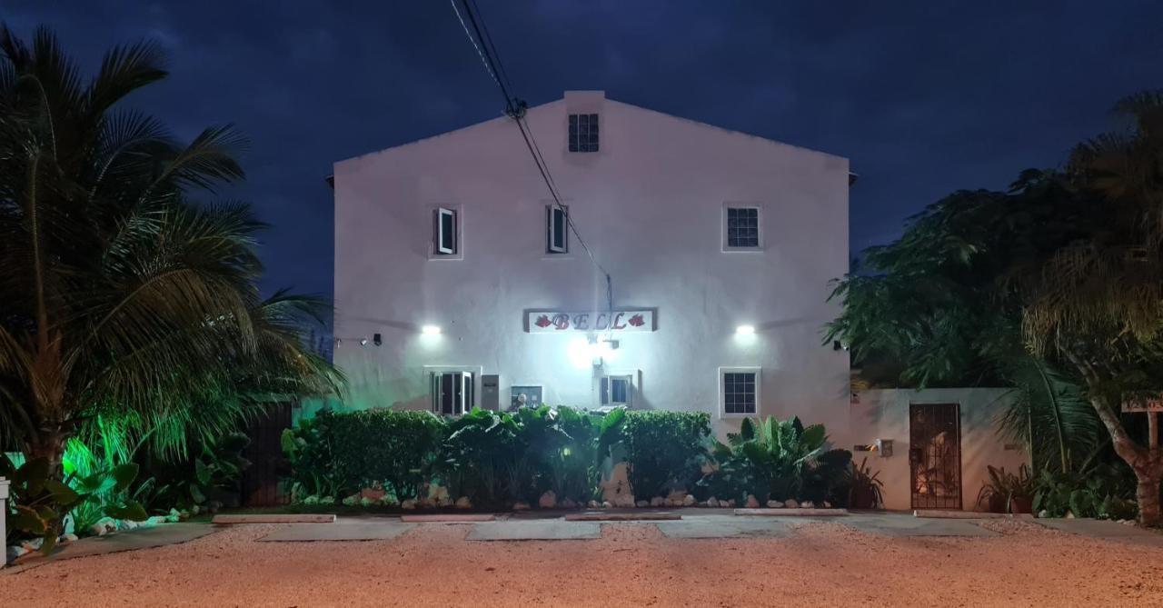 Bell At The Airport Suites Adults Only - Free Airport Transportation Nassau Esterno foto